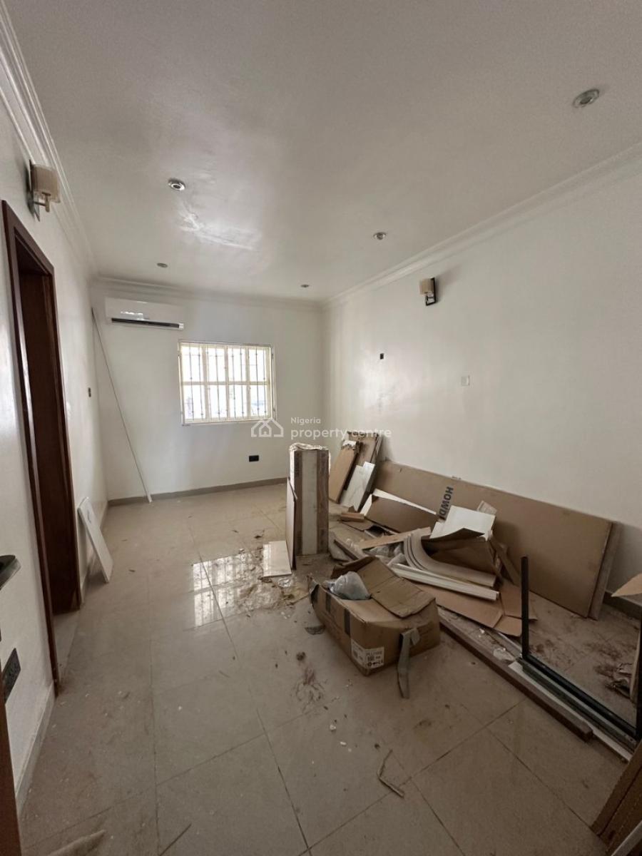 Newly Renovated 2-bedroom Apartment on The 3rd Floor, Parkview, Ikoyi, Lagos, Flat / Apartment for Rent
