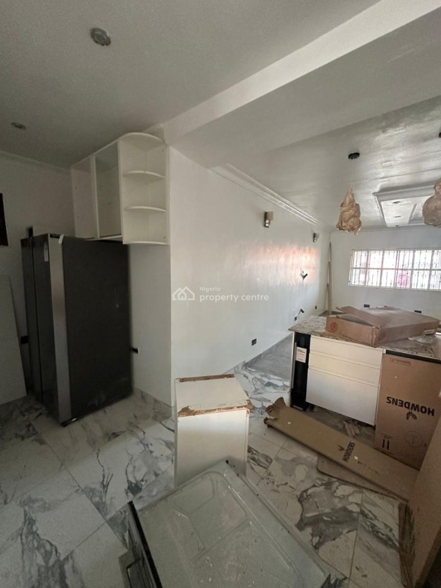 Newly Renovated 2-bedroom Apartment on The 3rd Floor, Parkview, Ikoyi, Lagos, Flat / Apartment for Rent