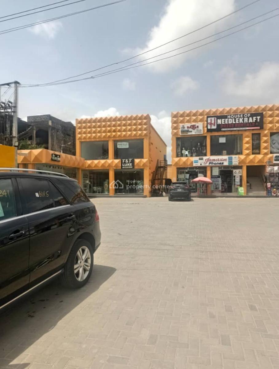 Standard Shop Space of 150squaremeters in a Strategic Location, Sangotedo, Ajah, Lagos, Shop for Rent