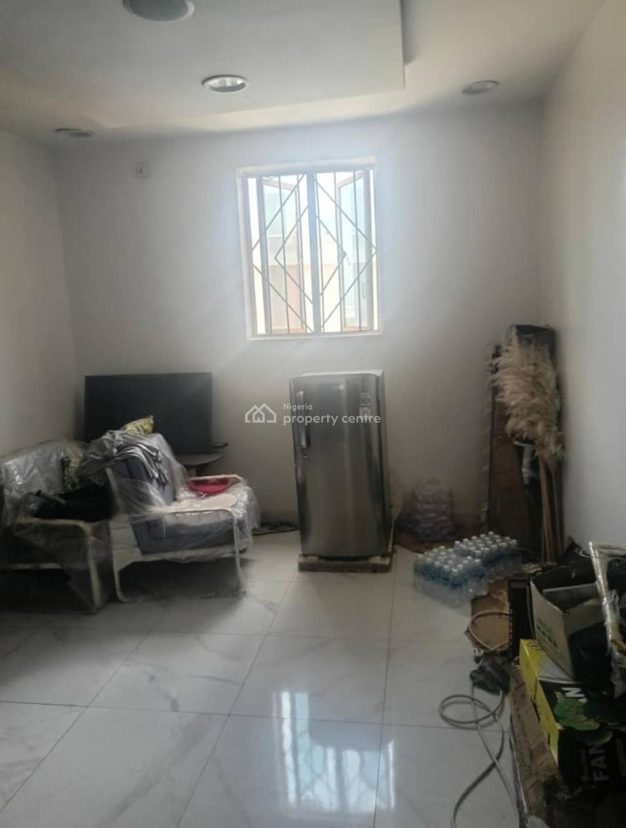 Standard Shop Space of 150squaremeters in a Strategic Location, Sangotedo, Ajah, Lagos, Shop for Rent