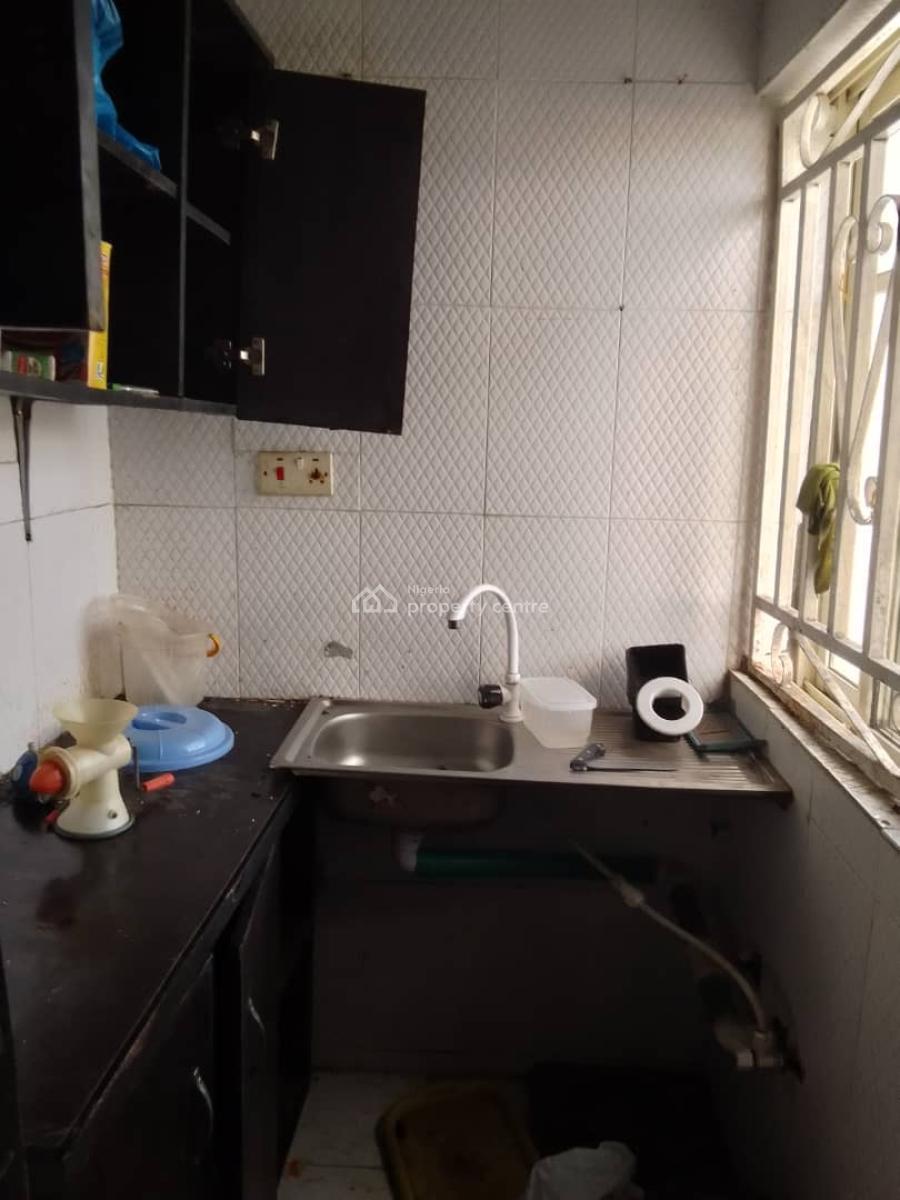 2 Bedroom Flat, Ogombo, Ogombo, Ajah, Lagos, Flat / Apartment for Rent