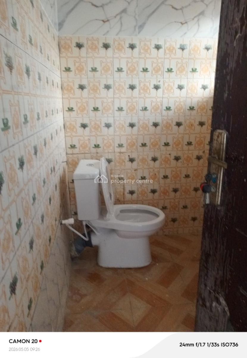 Spacious 2bedroom Apartment in a Serene Environment, Silver Point Estate, Badore Ajah, Badore, Ajah, Lagos, Flat / Apartment for Rent