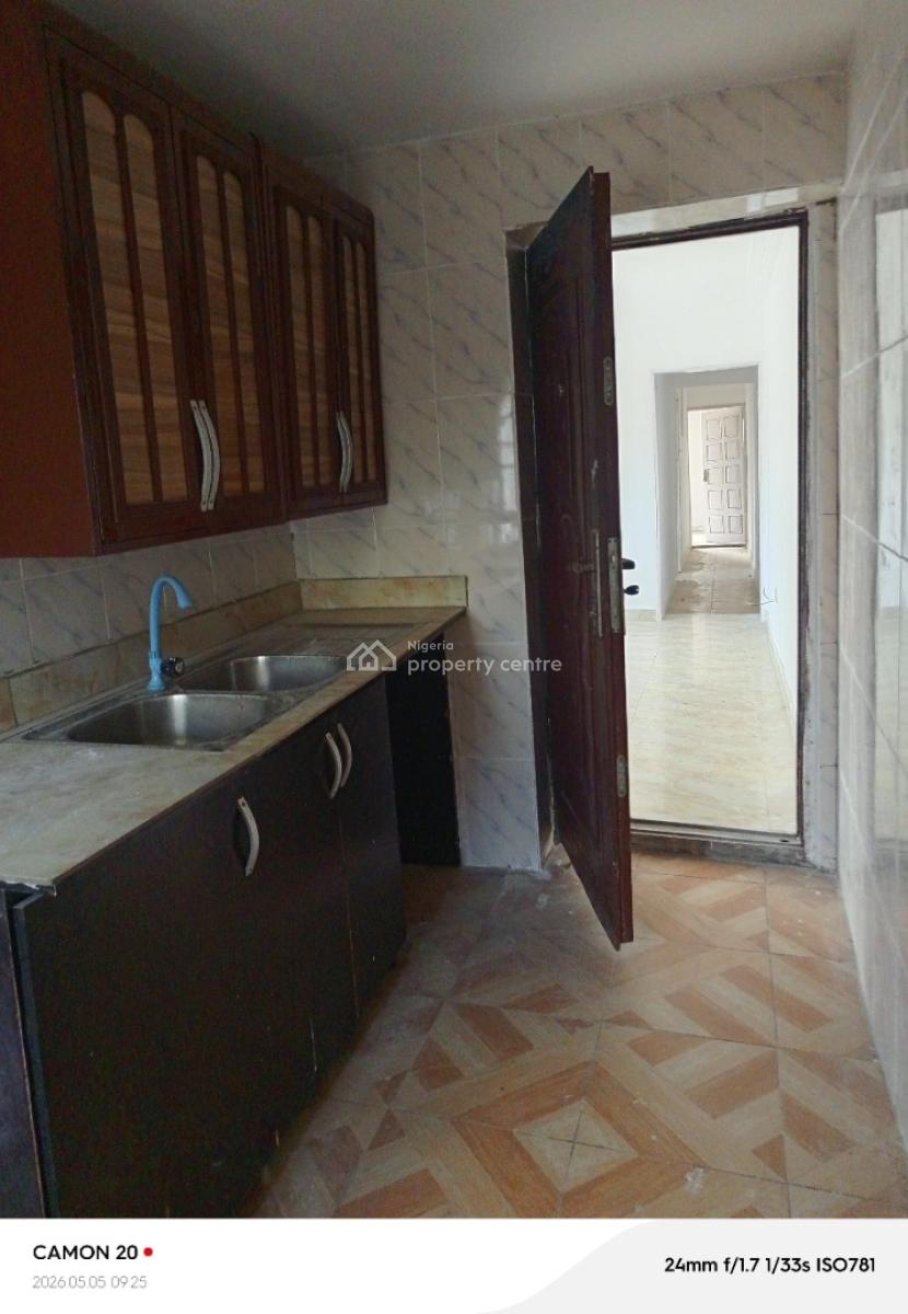 Spacious 2bedroom Apartment in a Serene Environment, Silver Point Estate, Badore Ajah, Badore, Ajah, Lagos, Flat / Apartment for Rent