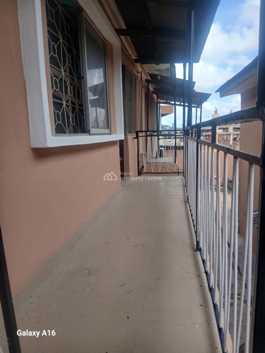 Upstairs Large 3-bedroom Apartment+2 Toilets, Holy Saviour, Isolo, Lagos, Flat / Apartment for Rent