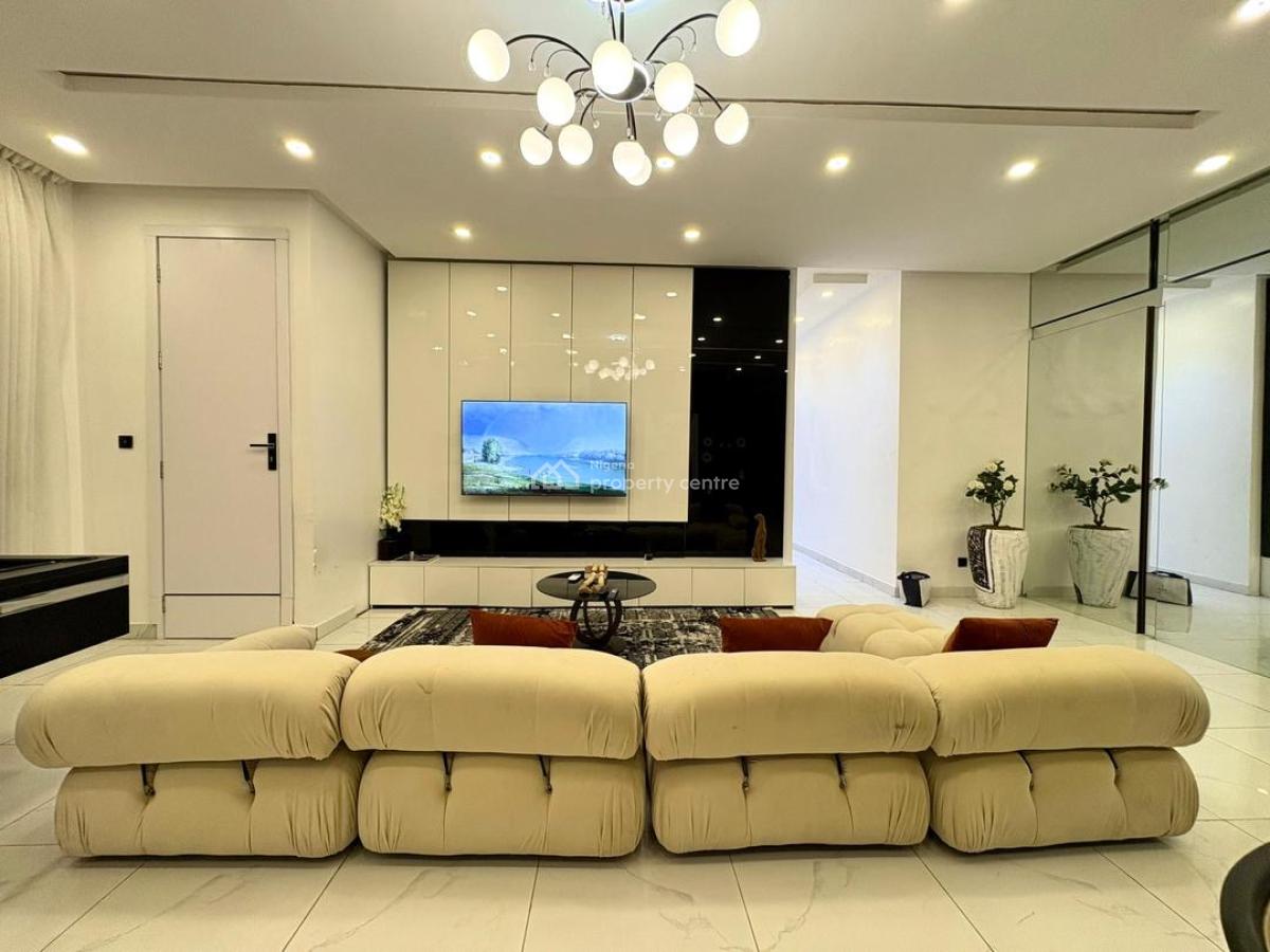Luxury 3bedroom with Private Cinema, Swimming Pool, Lekki Phase 1, Lekki, Lagos, Flat / Apartment for Rent
