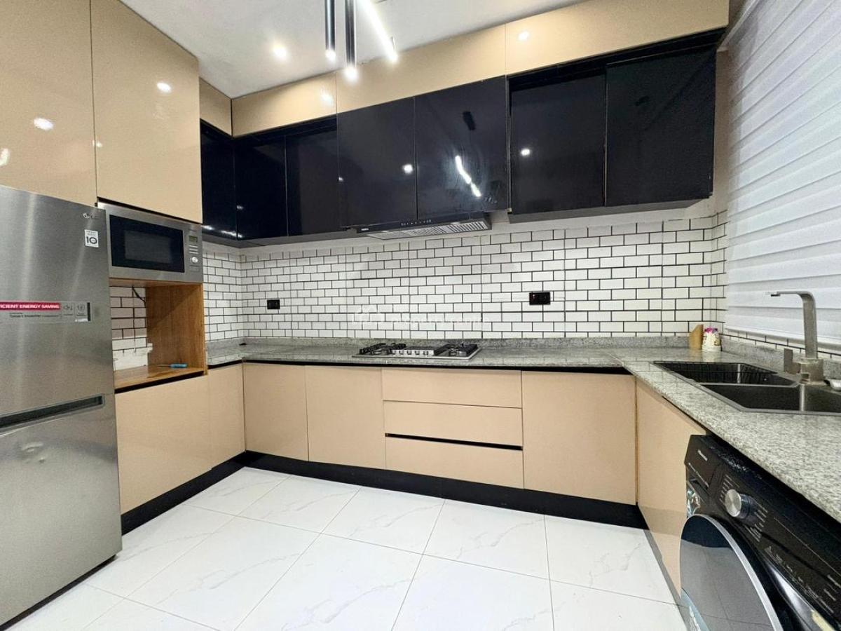 Luxury 3bedroom with Private Cinema, Swimming Pool, Lekki Phase 1, Lekki, Lagos, Flat / Apartment for Rent