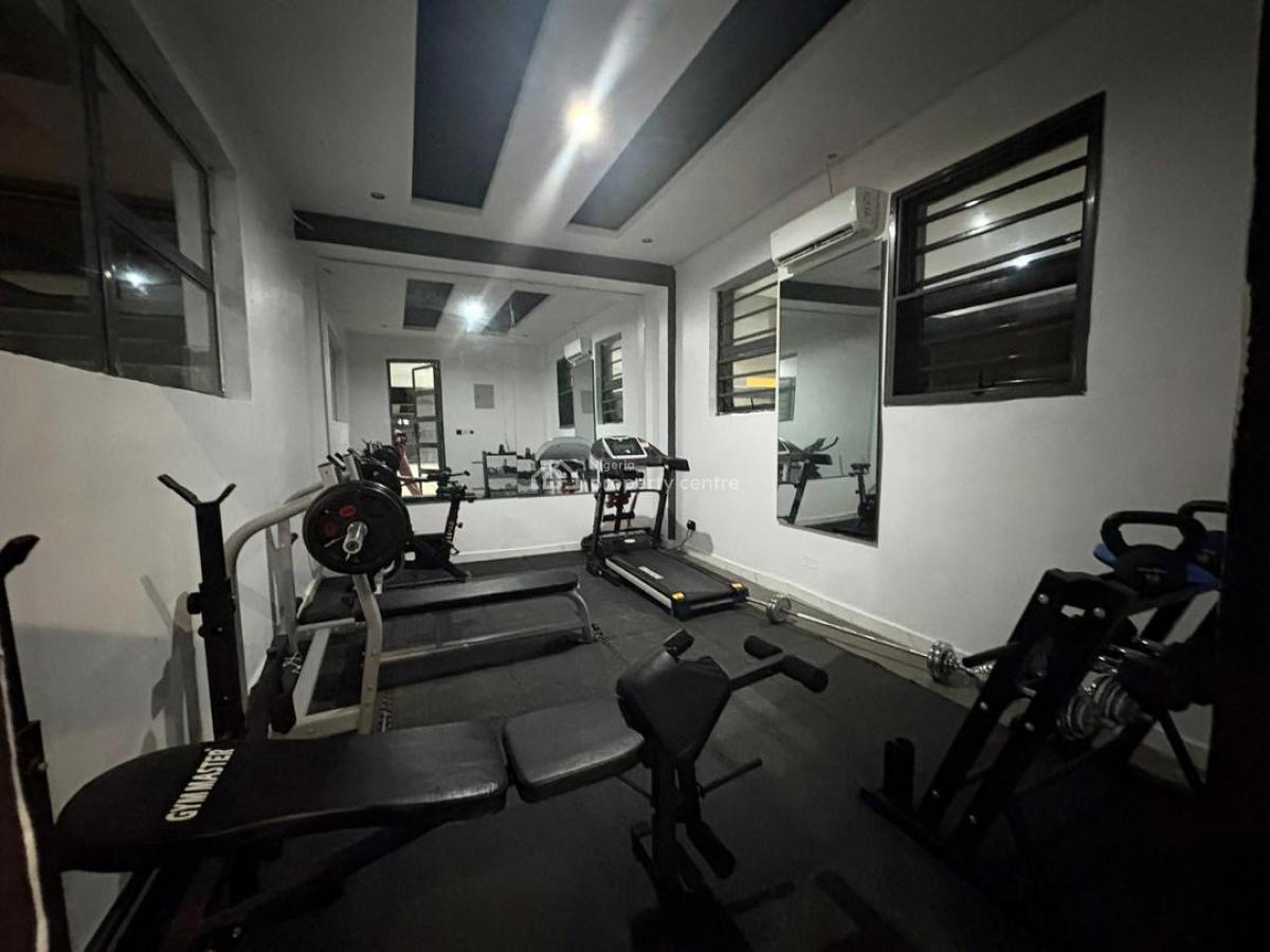Luxury 3bedroom with Private Cinema, Swimming Pool, Lekki Phase 1, Lekki, Lagos, Flat / Apartment for Rent