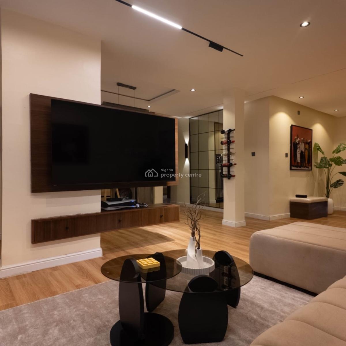 Luxurious 3 Bedrooms Apartment, Wuse 2, Abuja, Flat / Apartment Short Let