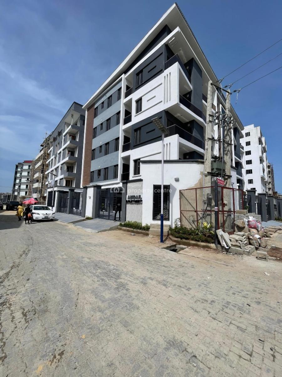 Beautiful 4 Bedroom Apartment Available, Lekki Phase 1, Lekki, Lagos, Flat / Apartment for Sale