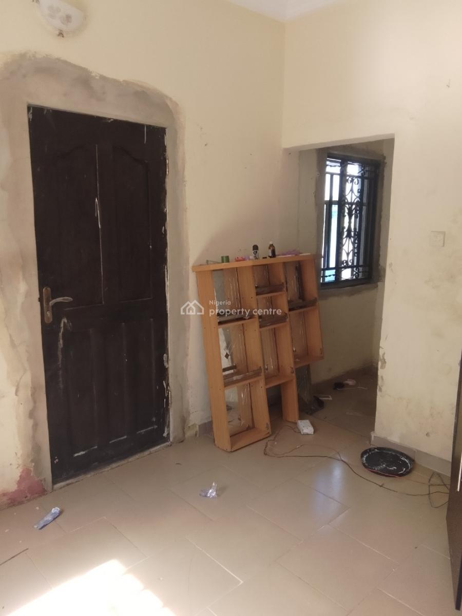 2bedroom Apartment, Ogombo, Ajah, Lagos, Flat / Apartment for Rent