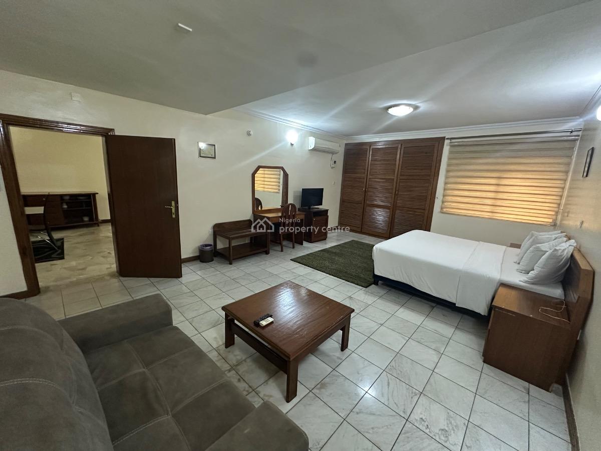 Fully Serviced & Furnished 1 Bedroom Apartment, Wuse 2, Abuja, Flat / Apartment for Rent
