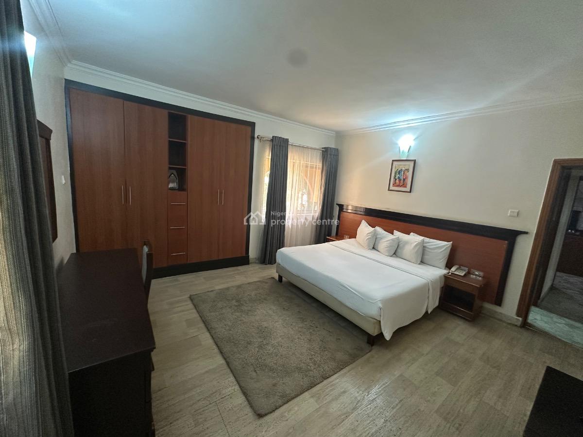 Fully Serviced & Furnished 1 Bedroom Apartment, Wuse 2, Abuja, Flat / Apartment for Rent