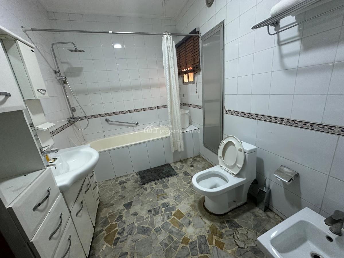 Fully Serviced & Furnished 1 Bedroom Apartment, Wuse 2, Abuja, Flat / Apartment for Rent