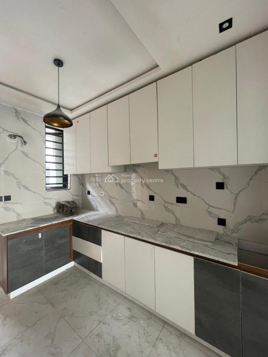 2 Bedroom Apartment, Osapa, Lekki, Lagos, Flat / Apartment for Sale