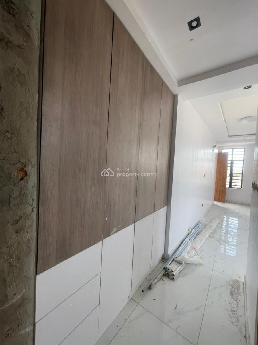 2 Bedroom Apartment, Osapa, Lekki, Lagos, Flat / Apartment for Sale
