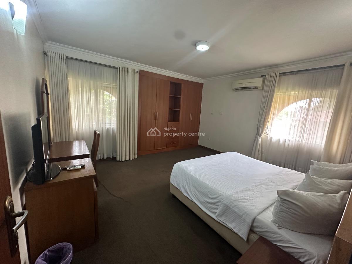 Fully Serviced & Furnished 1 Bedroom Apartment, Wuse 2, Abuja, Flat / Apartment for Rent