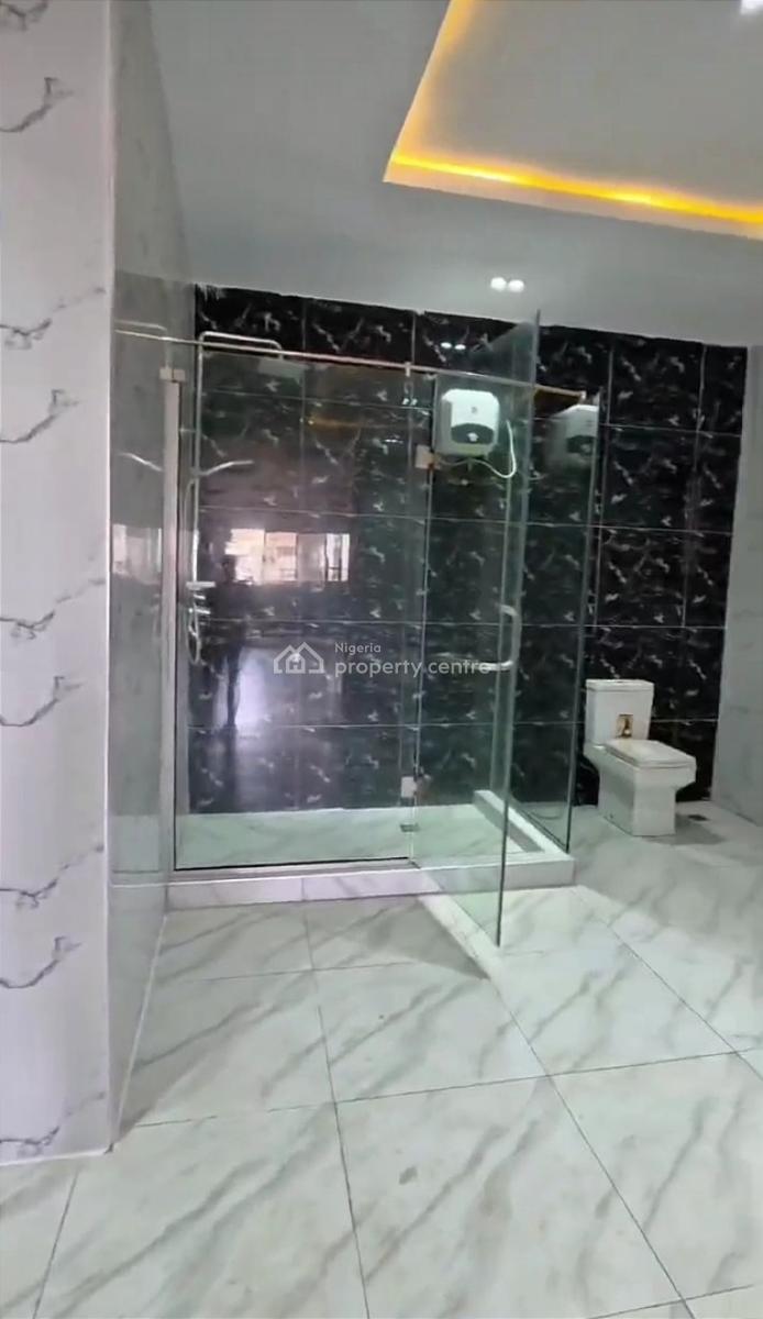 *executive Ensuite 2 Bedroom Luxury Apartment, Atlantic View Est, Lekki, Lagos, Flat / Apartment for Rent