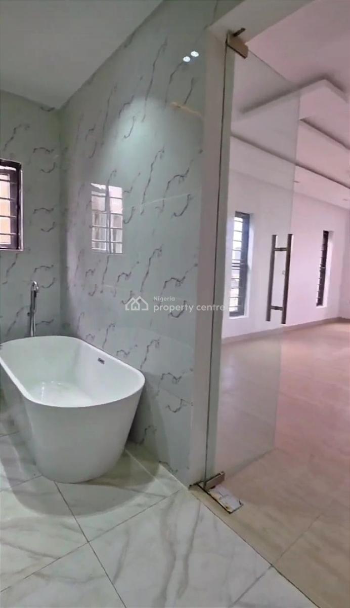 *executive Ensuite 2 Bedroom Luxury Apartment, Atlantic View Est, Lekki, Lagos, Flat / Apartment for Rent