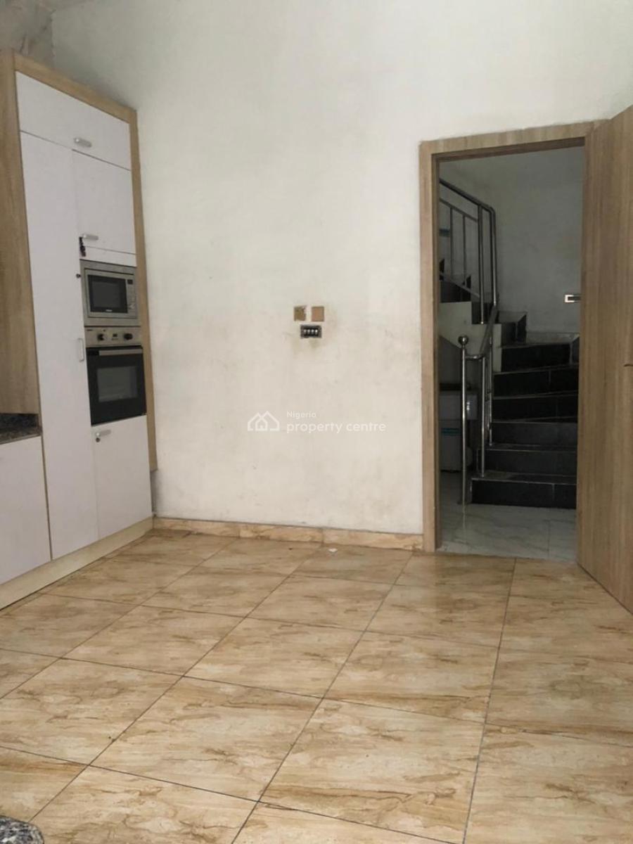 a Comfortable Room Apartment in a Well Secured Estate for N1.5m/annum, Orchid Road Lekki Lagos, Lekki, Lagos, Self Contain (single Rooms) for Rent
