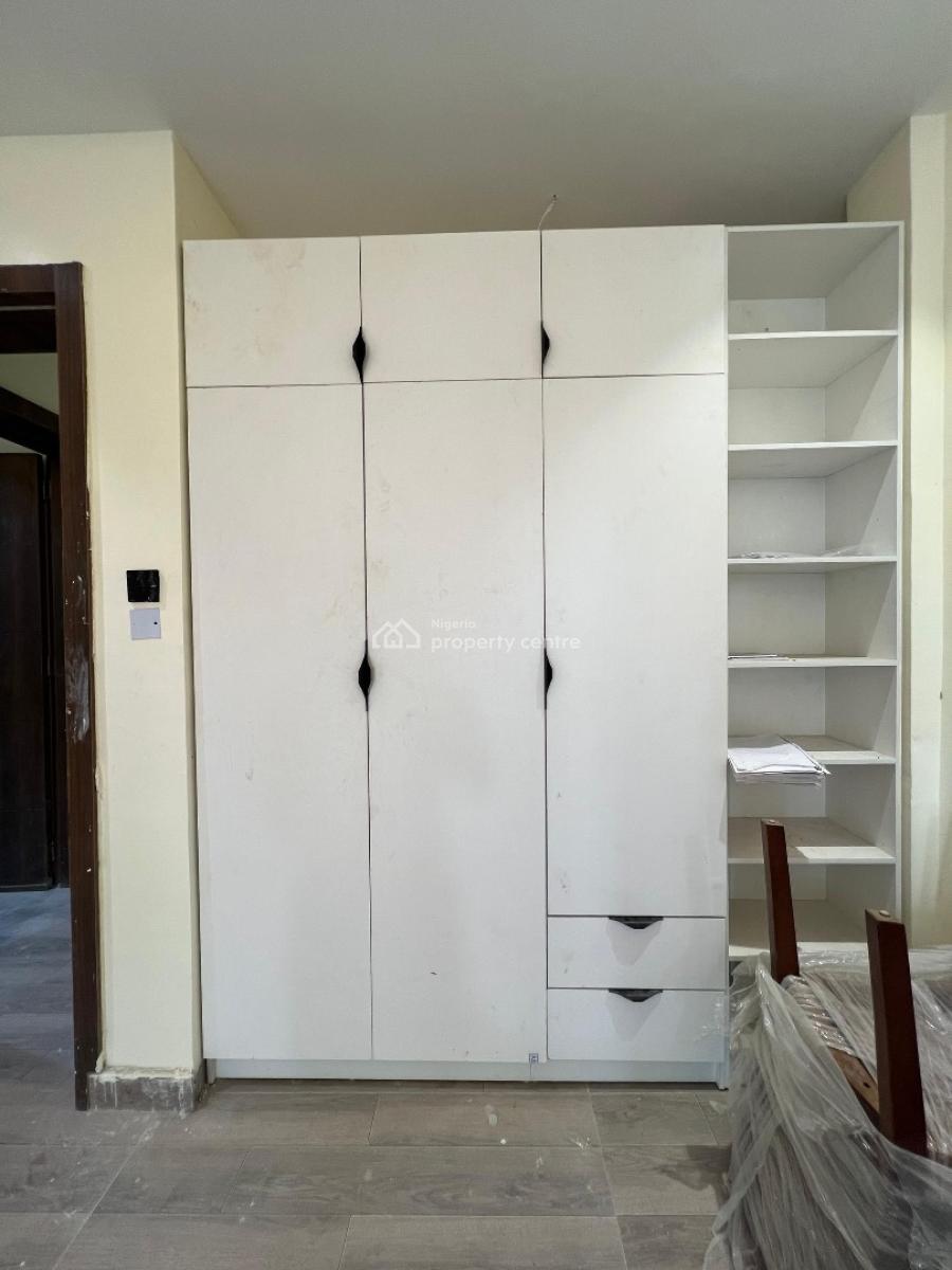 Spacious 2 Bedroom Apartment with Gym and Elevator, Ikate, Lekki, Lagos, Flat / Apartment for Sale
