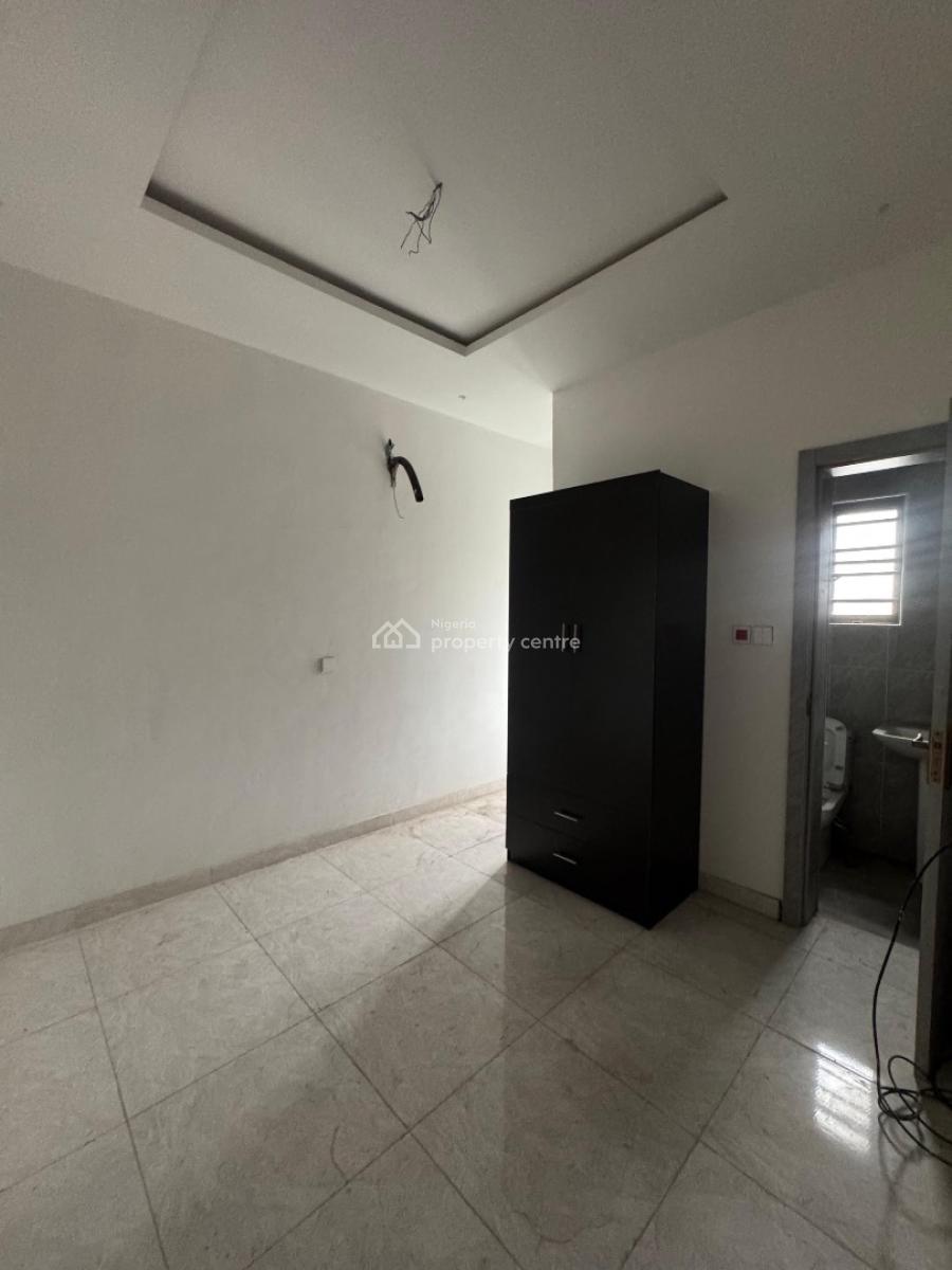 Luxury 3-bedroom Terrace Duplex with Excellent Facility, Ologolo, Lekki, Lagos, Terraced Duplex for Rent