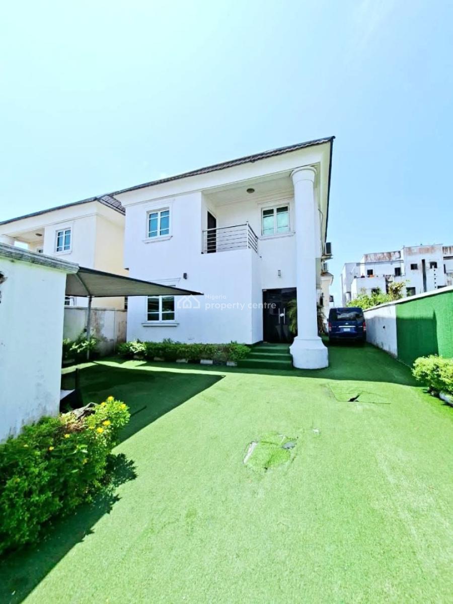 a Well Maintained 5-bedroom Detached House, Lekki Phase 1, Lekki, Lagos, Office Space for Rent