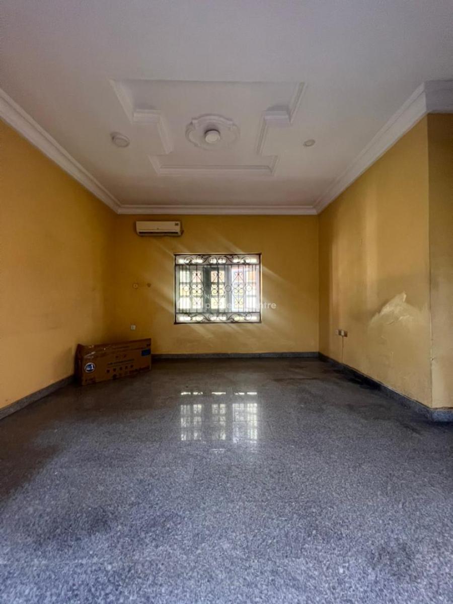 Opulent 4 Bedroom Apartment, Lekki Phase 1, Lekki, Lagos, Flat / Apartment for Rent