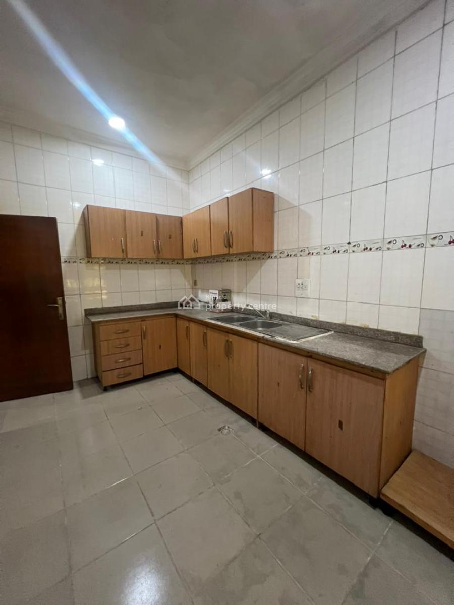 Opulent 4 Bedroom Apartment, Lekki Phase 1, Lekki, Lagos, Flat / Apartment for Rent