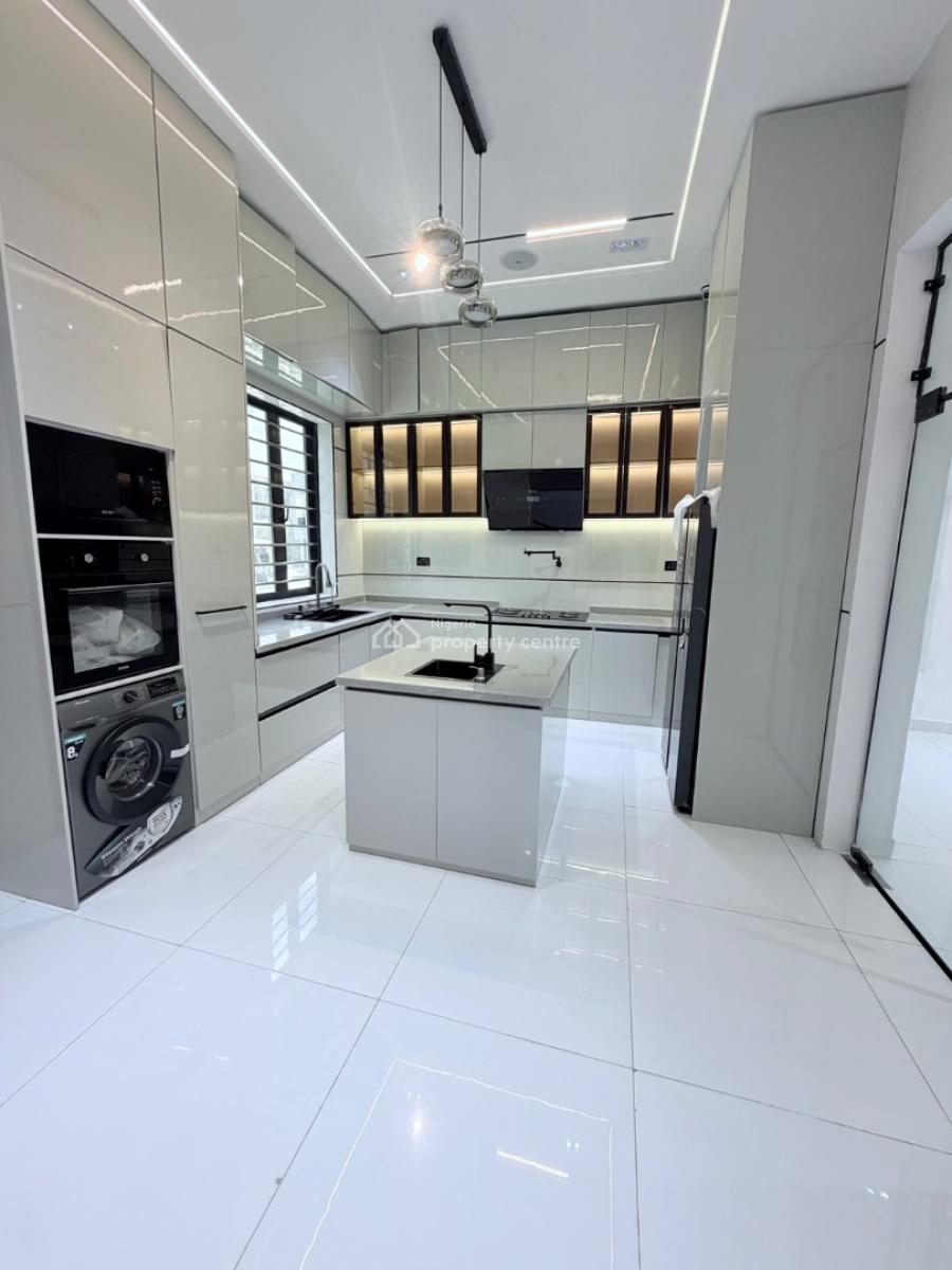 Luxury 5-bedroom Fully Detached Home with Bq & Swimming Pool -- Chevron, Chevron, Lekki, Lagos, Detached Duplex for Sale