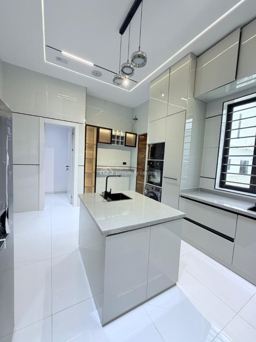 Luxury 5-bedroom Fully Detached Home with Bq & Swimming Pool -- Chevron, Chevron, Lekki, Lagos, Detached Duplex for Sale
