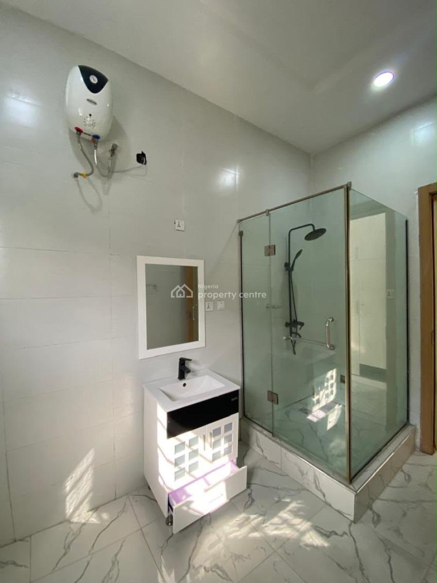 Standard (master) Room in a Duplex, Orchid Road Lekki Lagos, Lekki, Lagos, Self Contain (single Rooms) for Rent