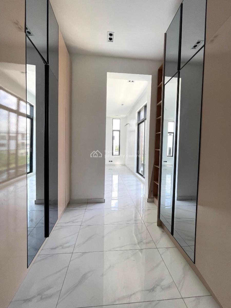 5 Bedroom Duplex with a Swimming Pool and Bq, Ikota, Lekki, Lagos, Detached Duplex for Sale
