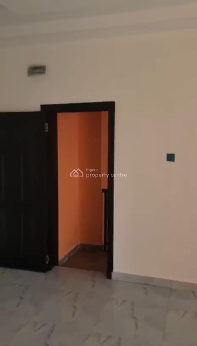 Tastefully Finished 2 Bedroom Flat, Gra Phase 1, Magodo, Lagos, Flat / Apartment for Rent