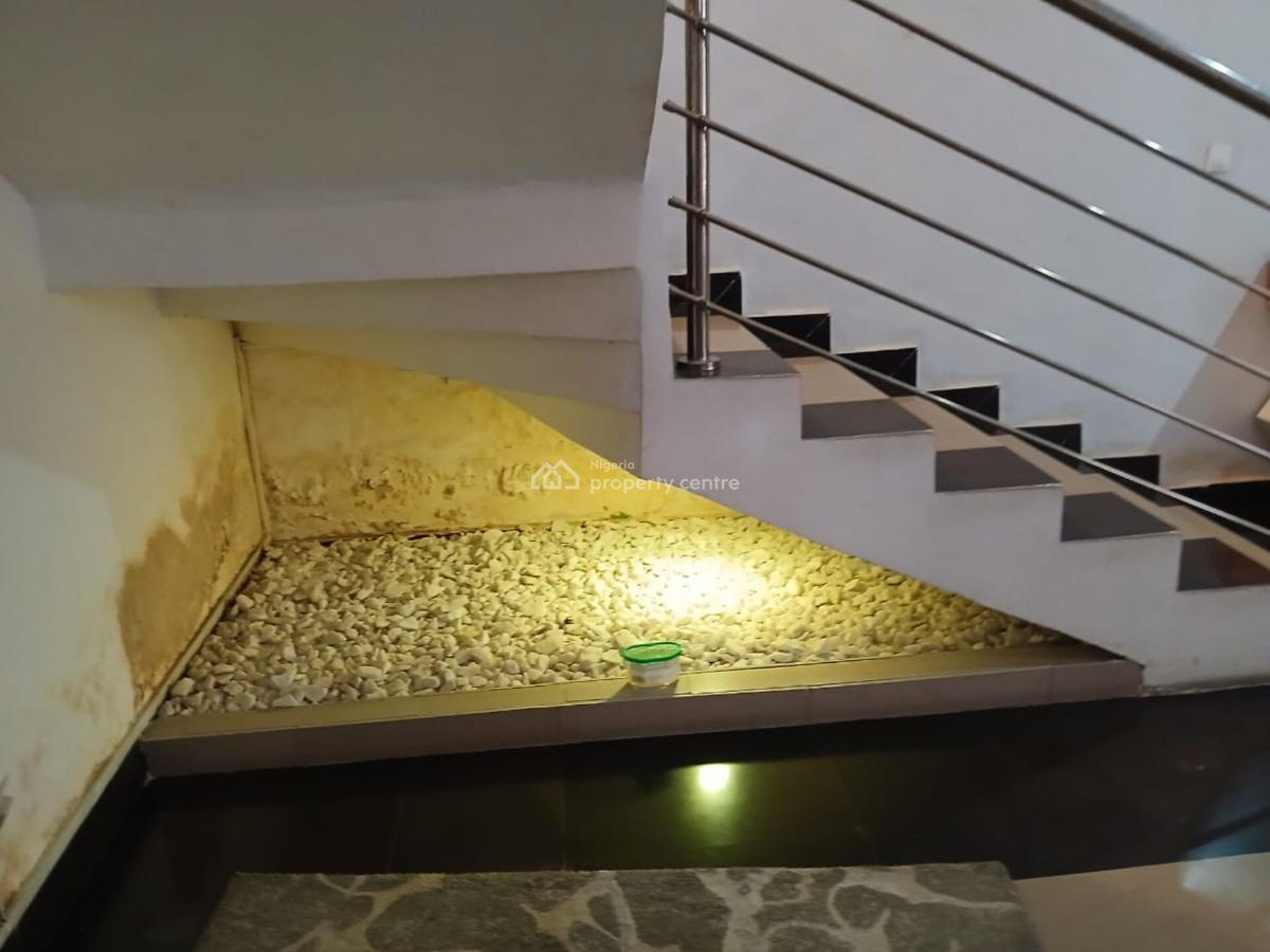 Fully Serviced 4 Bedroom Semi Detached Duplex with Bq, Osapa,lekki , Lagos, Osapa, Lekki, Lagos, Semi-detached Duplex for Rent