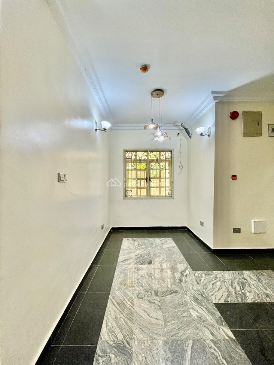 Luxurious Five (5) Bedroom with Bq, Jahi, Abuja, Terraced Duplex for Rent