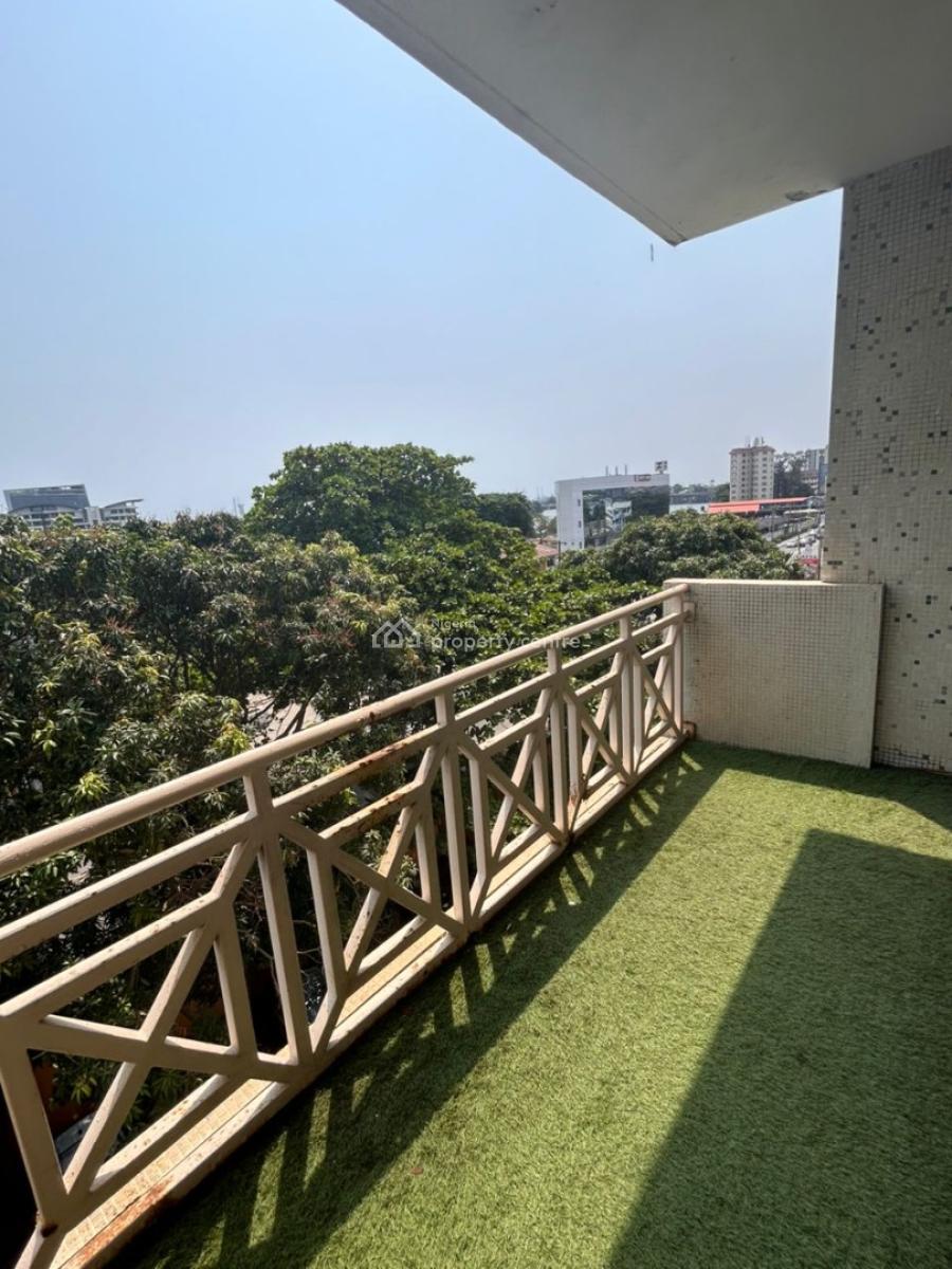 Spacious 3 Bedroom Flat with 1 Bq, Ikoyi, Lagos, House for Sale