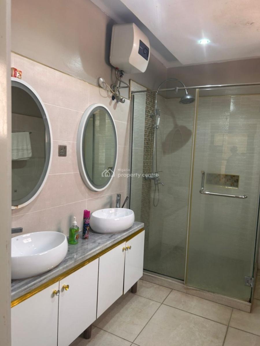 Spacious 3 Bedroom Flat with 1 Bq, Ikoyi, Lagos, House for Sale