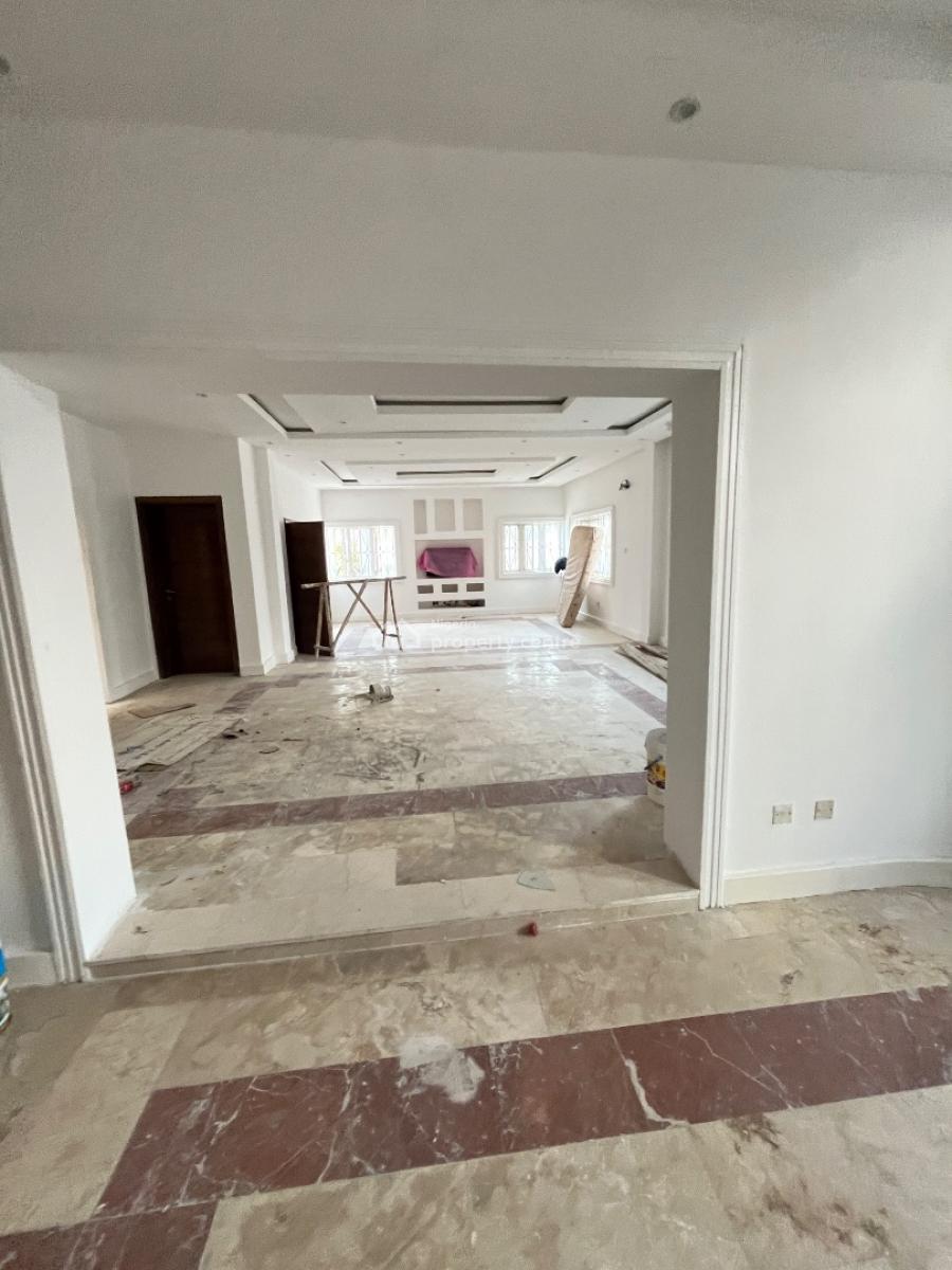 Newly Renovated 4 Bedrooms Maisonette with a Bq, Parkview, Ikoyi, Lagos, Flat / Apartment for Rent