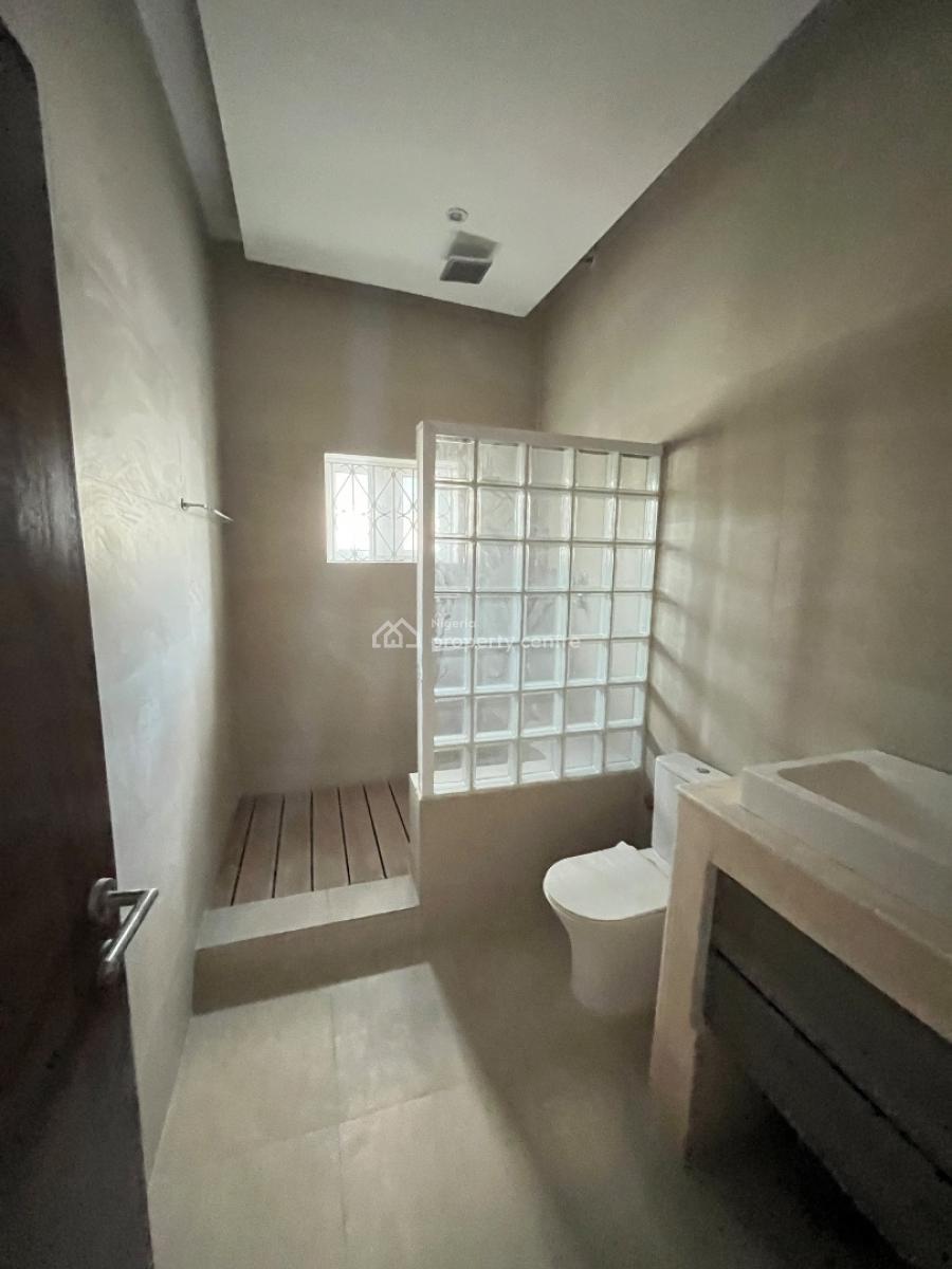 Newly Renovated 4 Bedrooms Maisonette with a Bq, Parkview, Ikoyi, Lagos, Flat / Apartment for Rent