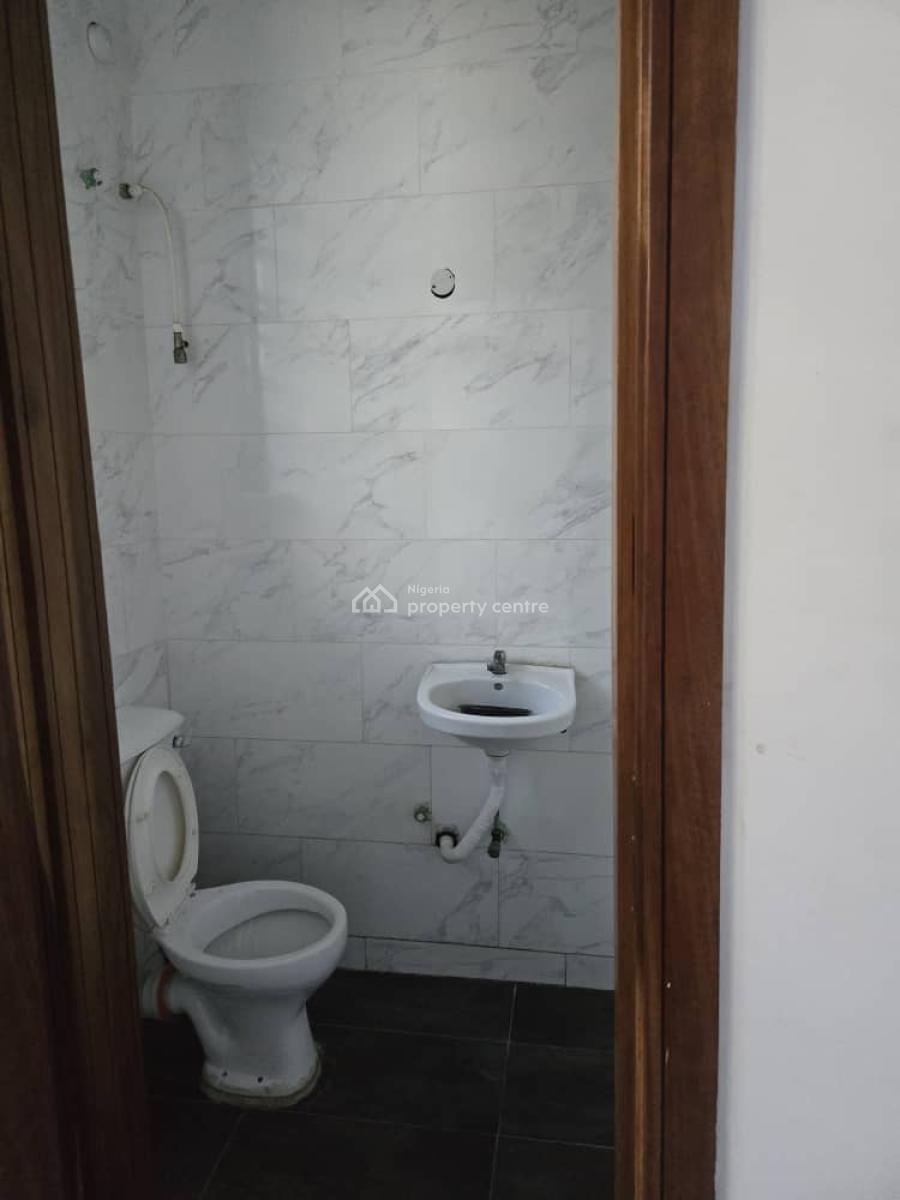 Serviced 4 Bedroom Terrace Duplex with Spacious Rooms and Bq, Ikate, Lekki, Lagos, Terraced Duplex for Rent
