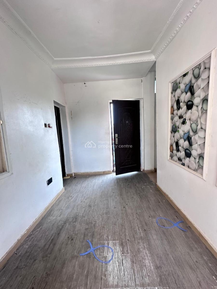 Serviced Mini Flat in a Gated Estate (first Floor, Eleganza  Garden, Ikota, Lekki, Lagos, Mini Flat (room and Parlour) for Rent