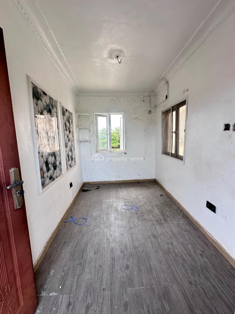 Serviced Mini Flat in a Gated Estate (first Floor, Eleganza  Garden, Ikota, Lekki, Lagos, Mini Flat (room and Parlour) for Rent