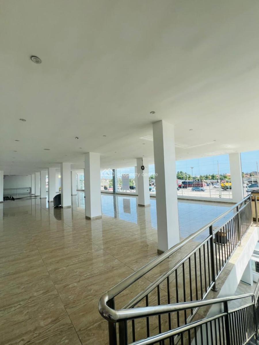 300sqm Showroom /commercial Space, Lekki Epe Way, Sangotedo, Ajah, Lagos, Commercial Property for Rent