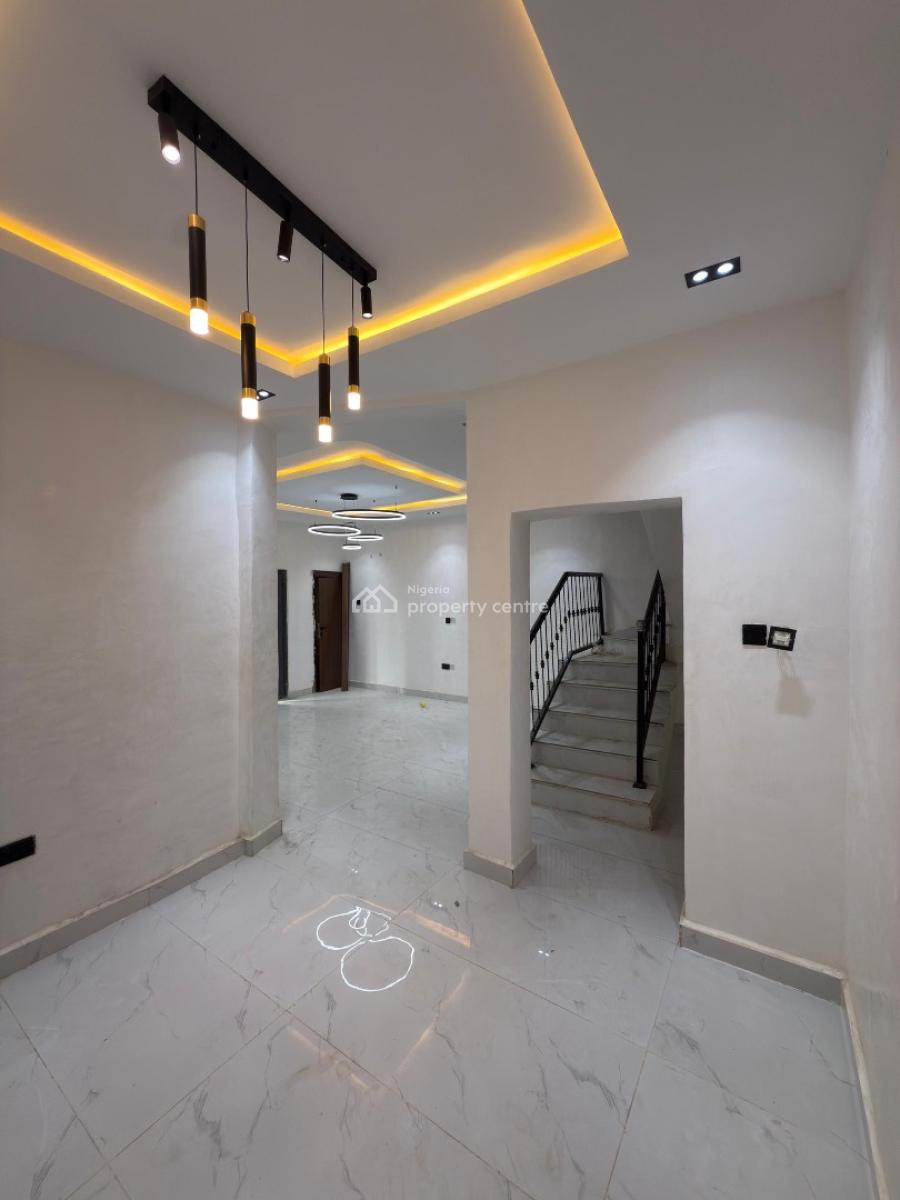 4 Bedrooms Penthouse Terraces with Premium Modern Facilities., Carlton Gate Estate, Beside Kolapo Ishola Gra, Ibadan., Akobo, Ibadan, Oyo, Terraced Duplex for Sale