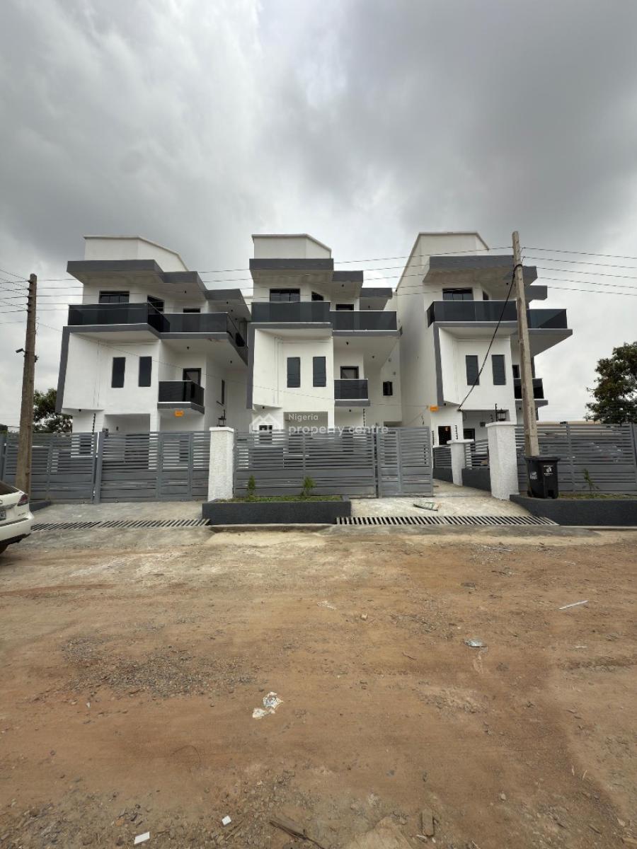 4 Bedrooms Penthouse Terraces with Premium Modern Facilities., Carlton Gate Estate, Beside Kolapo Ishola Gra, Ibadan., Akobo, Ibadan, Oyo, Terraced Duplex for Sale