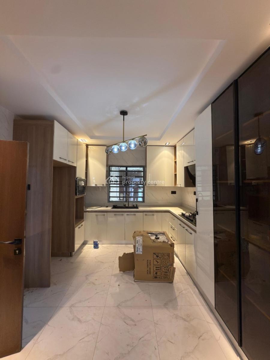 4 Bedrooms Penthouse Terraces with Premium Modern Facilities., Carlton Gate Estate, Beside Kolapo Ishola Gra, Ibadan., Akobo, Ibadan, Oyo, Terraced Duplex for Sale