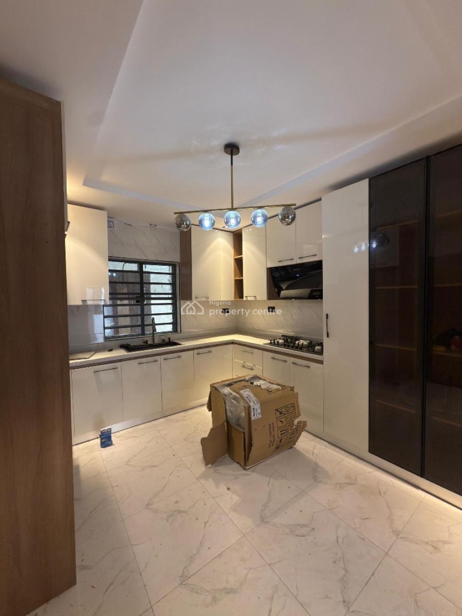 4 Bedrooms Penthouse Terraces with Premium Modern Facilities., Carlton Gate Estate, Beside Kolapo Ishola Gra, Ibadan., Akobo, Ibadan, Oyo, Terraced Duplex for Sale