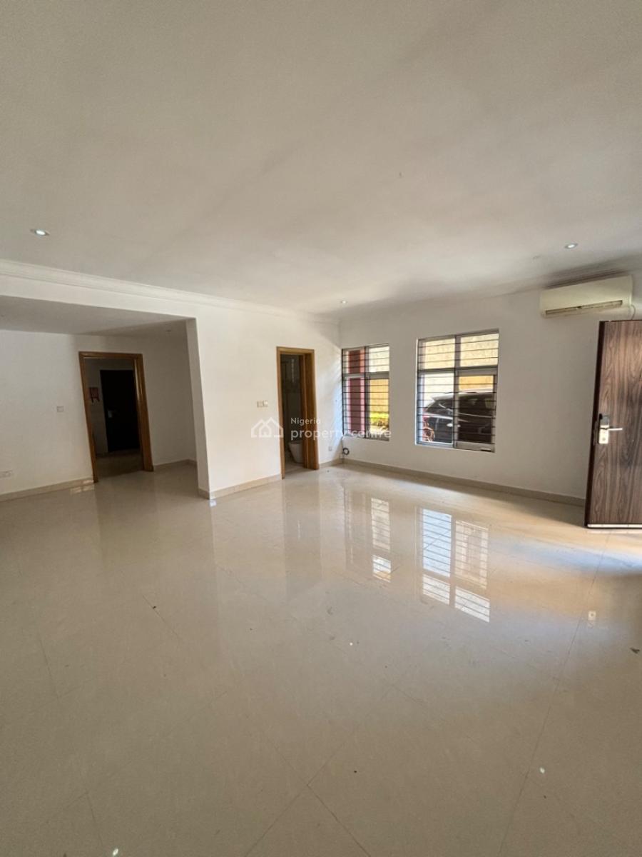 Luxury 1 Bedroom Apartment with Gym and Pool, Lekki Phase 1, Lekki, Lagos, Mini Flat (room and Parlour) for Rent