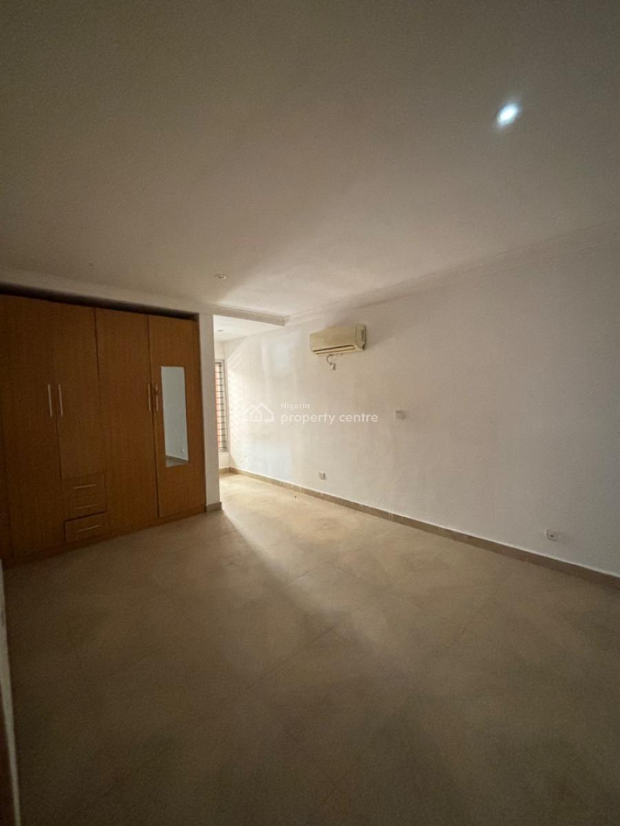 Luxury 1 Bedroom Apartment with Gym and Pool, Lekki Phase 1, Lekki, Lagos, Mini Flat (room and Parlour) for Rent