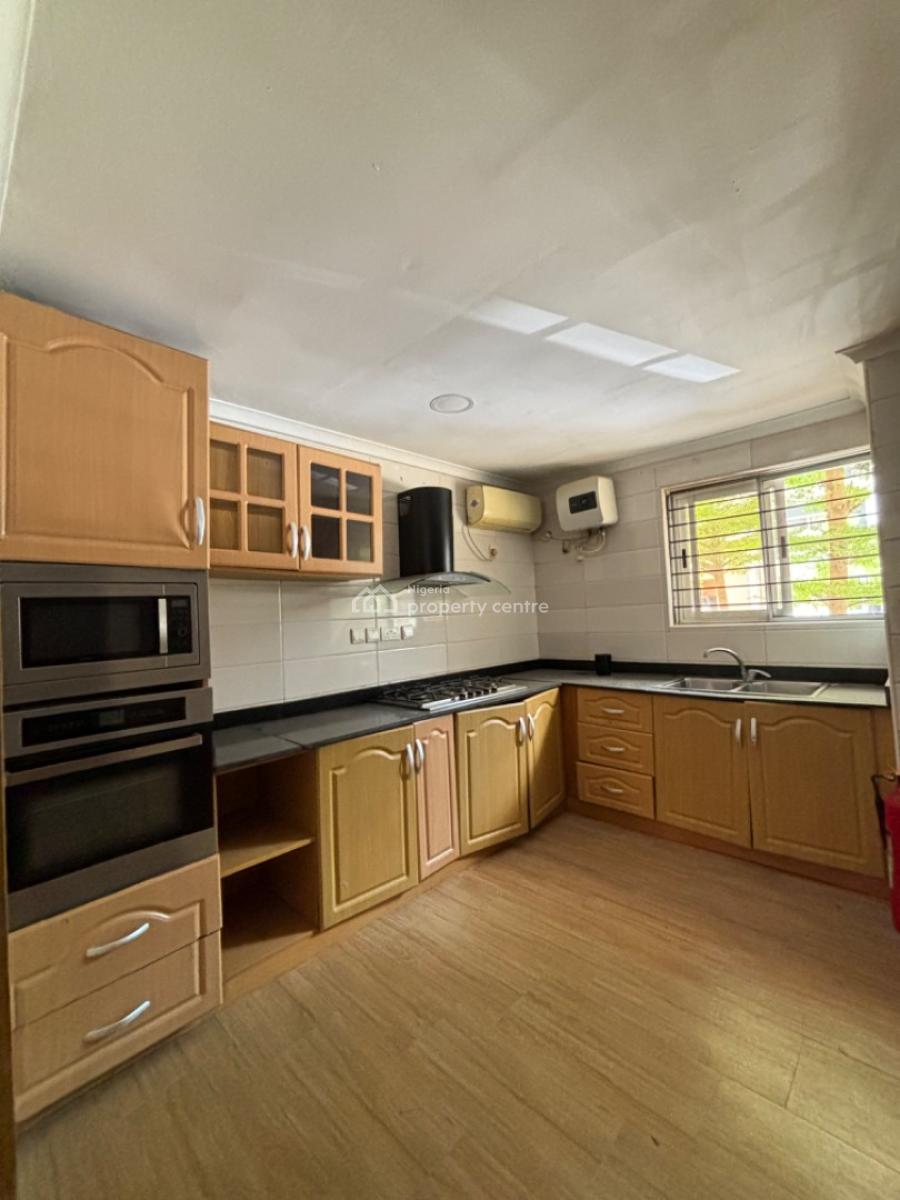 Luxury 1 Bedroom Apartment with Gym and Pool, Lekki Phase 1, Lekki, Lagos, Mini Flat (room and Parlour) for Rent